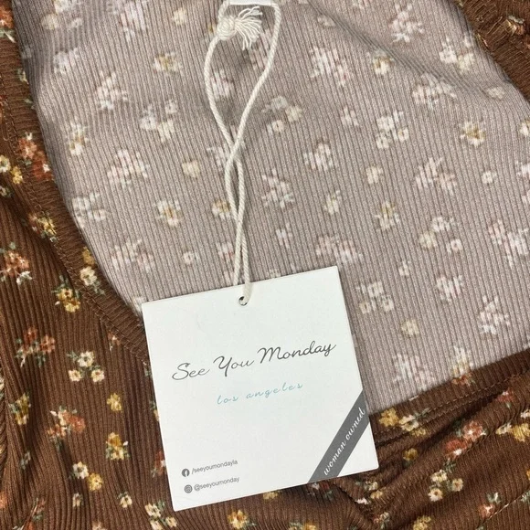 SEE You Monday Casual Floral Dress - Picture 3 of 4